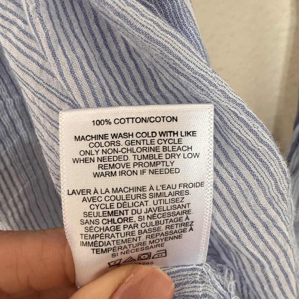 Express Boyfriend Shirt Size Small Womens Button Up Blue Striped Top - Picture 7 of 8